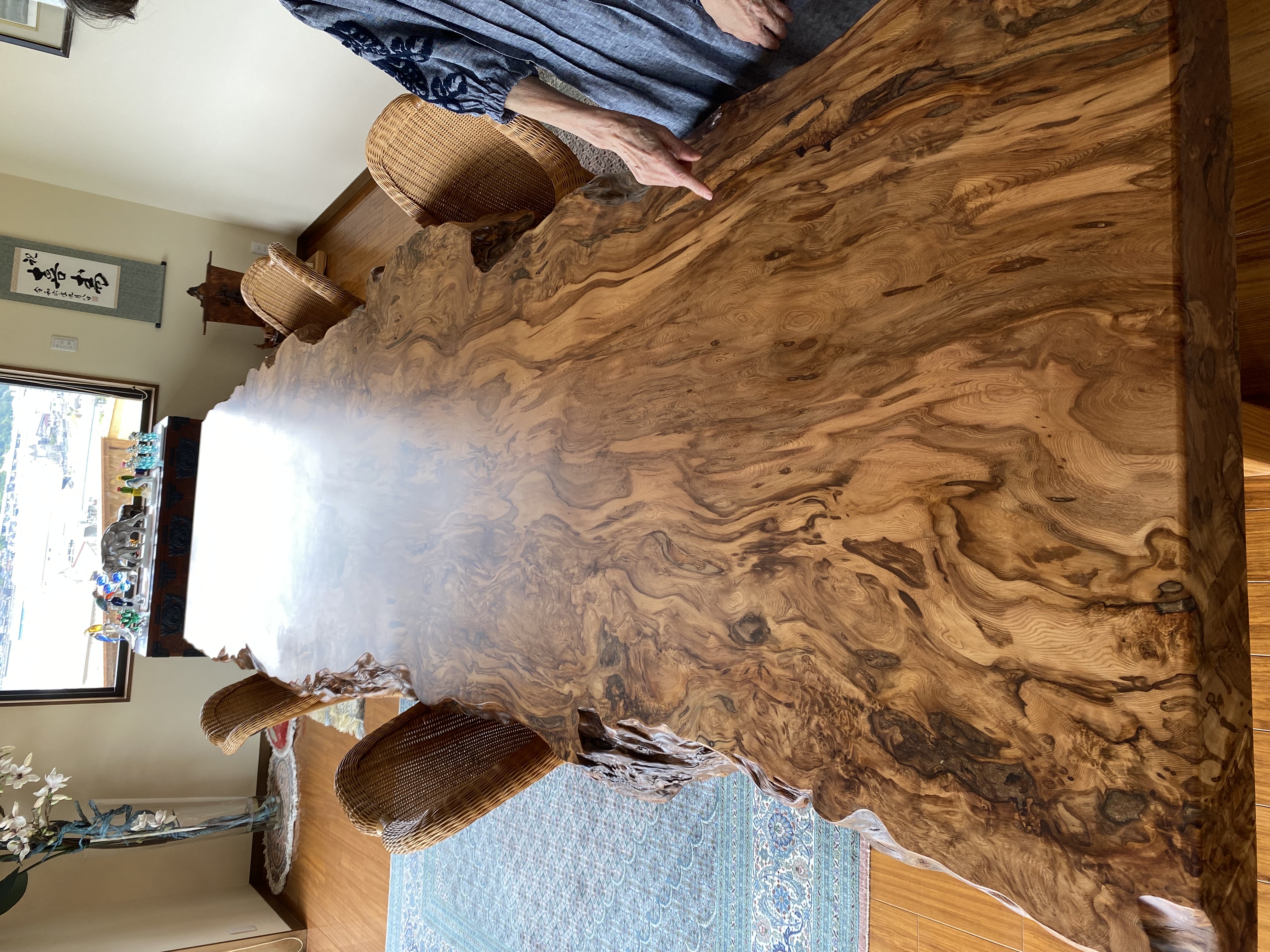 一枚板テーブル