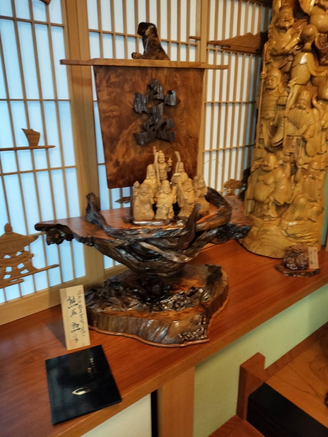 七福神宝船の彫刻